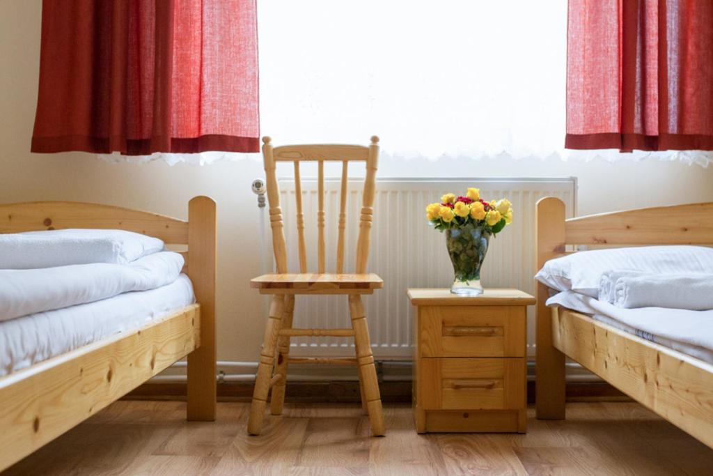 Hostel Rest Краков Экстерьер фото