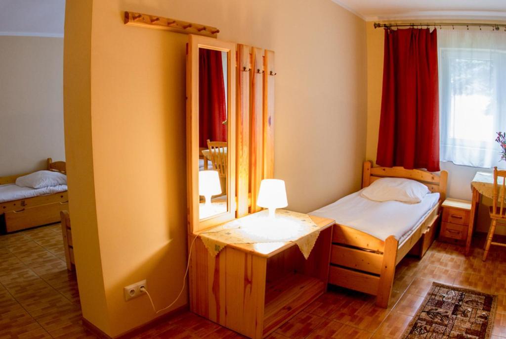 Hostel Rest Краков Экстерьер фото